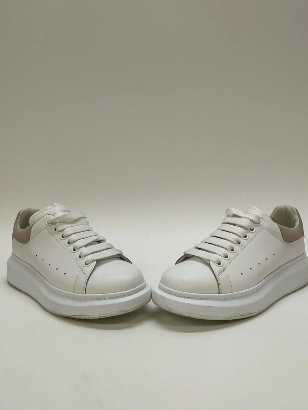 Alexander McQueen White Leather Sneakers with Blush Heel Tab size 9